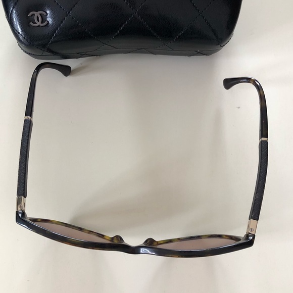 Chanel sunglasses - Picture 2 of 4